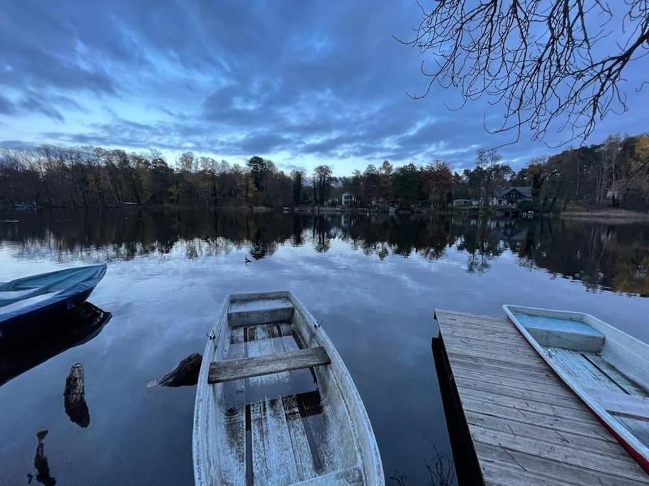 Modernes Ferienhaus Mit 3 Schlafzimmern In Der Naehe Vom Scharmuetzelsee Wendisch Rietz Bagian luar foto